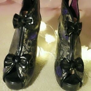 Iron Fist Stilletto Goth Ankle Boots sz 9